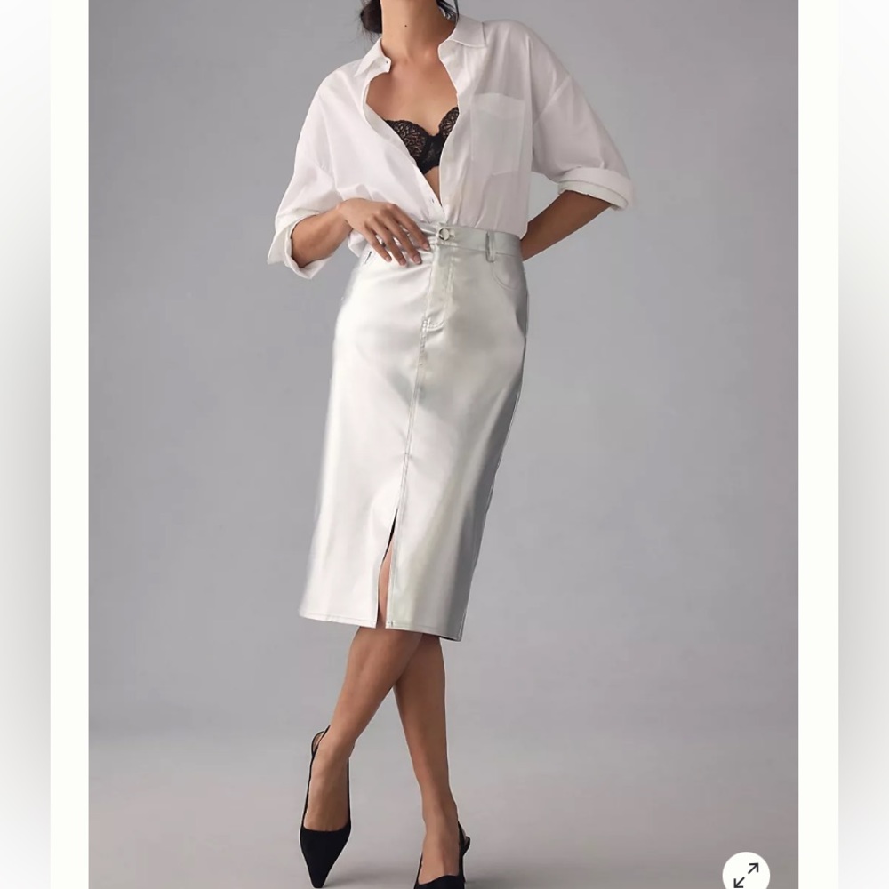 Metallic pencil skirt
